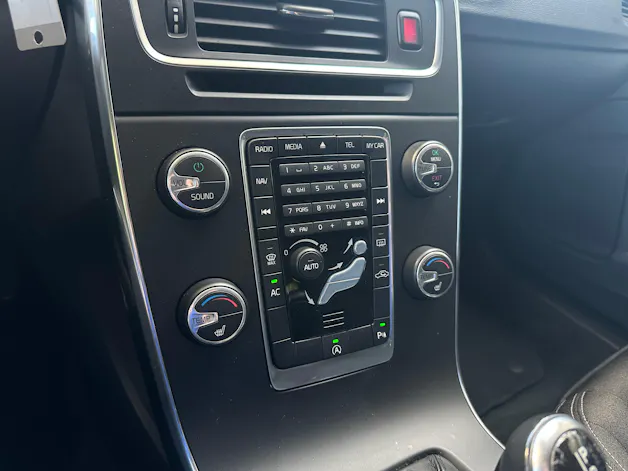 VOLVO V60 D3 Geartronic