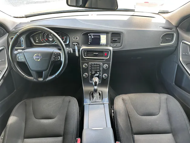 VOLVO V60 D3 Geartronic