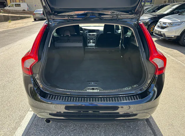 VOLVO V60 D3 Geartronic