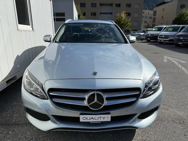 MERCEDES-BENZ C 400 Avantgarde 4Matic 9G-Tronic