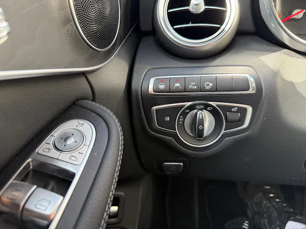 MERCEDES-BENZ C 400 Avantgarde 4Matic 9G-Tronic