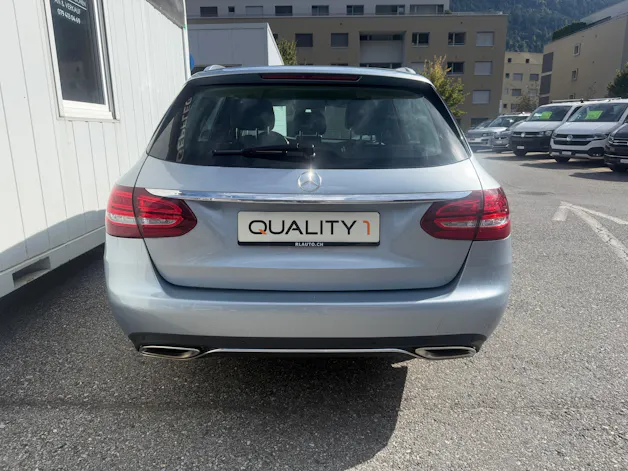 MERCEDES-BENZ C 400 Avantgarde 4Matic 9G-Tronic