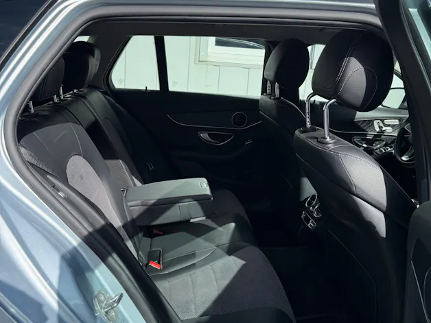 MERCEDES-BENZ C 400 Avantgarde 4Matic 9G-Tronic