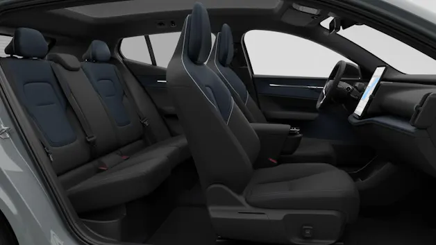 VOLVO EX30 P8 Ultra XCENTRIC Black Edition AWD
