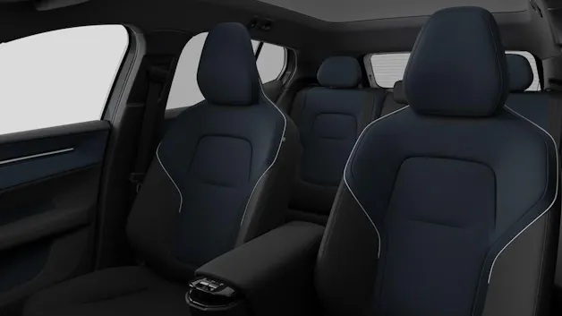 VOLVO EX30 P8 Ultra XCENTRIC Black Edition AWD