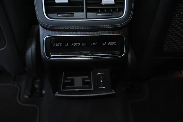 MERCEDES-BENZ GLE 53 AMG 4Matic+ 9G-Speedshift