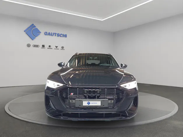 AUDI e-tron S quattro