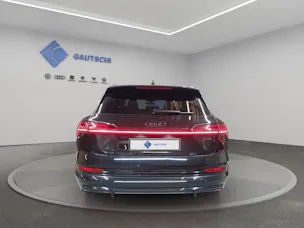 AUDI e-tron S quattro