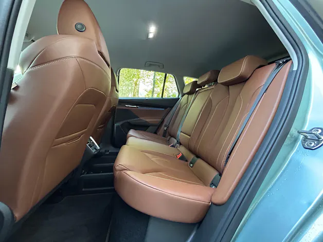 SKODA Enyaq iV 80x