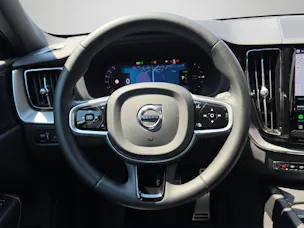 VOLVO XC60 2.0 T6 TE R-Design eAWD