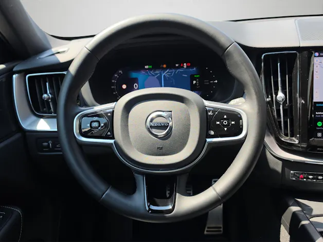 VOLVO XC60 2.0 T6 TE R-Design eAWD