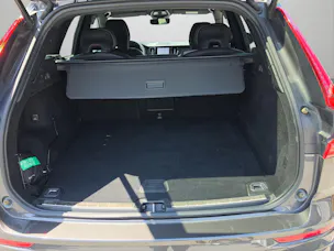 VOLVO XC60 2.0 T6 TE R-Design eAWD