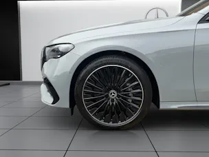 MERCEDES-BENZ E 400 e 4Matic EQ Hybrid 9G-Tronic