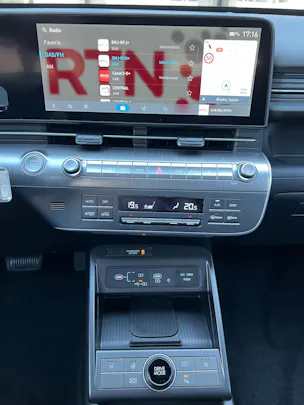 HYUNDAI Kona 1.6 GDi HEV Amplia DCT