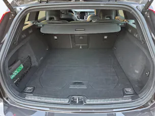 VOLVO V60 2.0 B4 Ultra Dark for Business