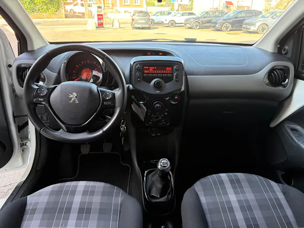 PEUGEOT 108 1.0 VTi Style S/S