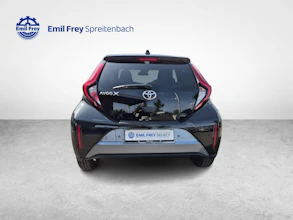 https://vehicle.imgix.net/4459101/4baf6f13-f390-4d48-a732-589c2be62458.jpg