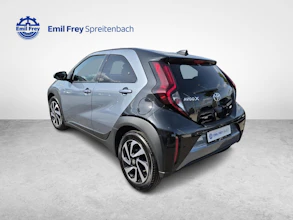 https://vehicle.imgix.net/4459101/9de50dce-b864-4cb2-9765-22d4f682675d.jpg
