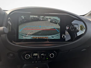 https://vehicle.imgix.net/4459101/c6badf5a-8cbe-476e-baf2-d516b2049dfc.jpg