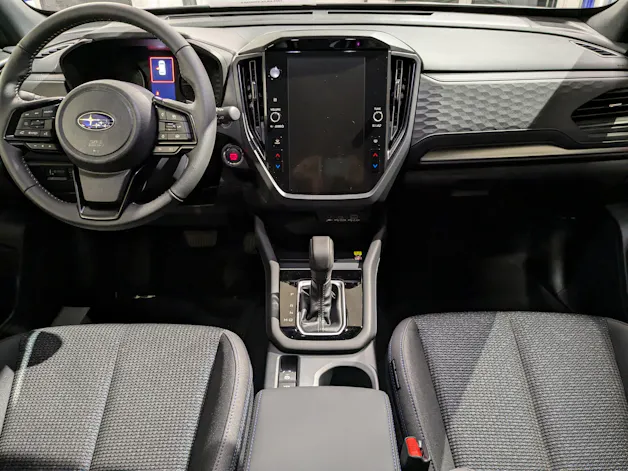 Subaru Forester Station 2.0i e-Boxer Swiss Plus