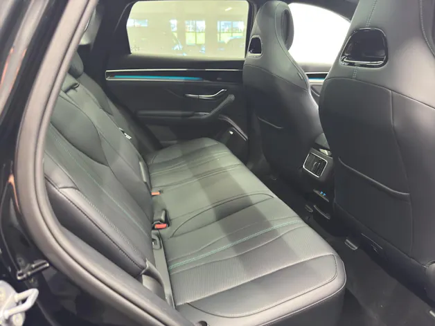 BYD Seal U DM-i Design AWD