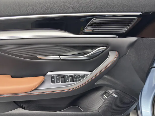 BYD Seal U DM-i Design AWD