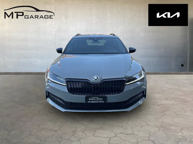SKODA Superb Combi 2.0 TSI 280 SportLine Light 4x4 DSG