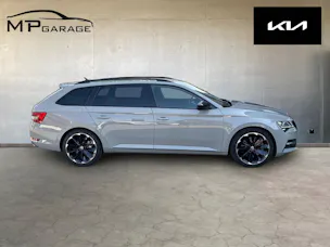 SKODA Superb Combi 2.0 TSI 280 SportLine Light 4x4 DSG