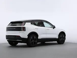 VOLVO EX30 Cross Country P8 Ultra AWD