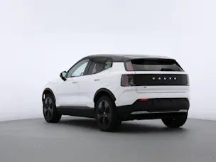 VOLVO EX30 Cross Country P8 Ultra AWD