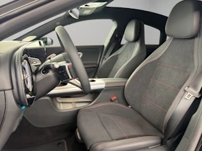 Fahrzeugbild MERCEDES-BENZ CLA-Klasse CLA 350 AMG Line 4matic