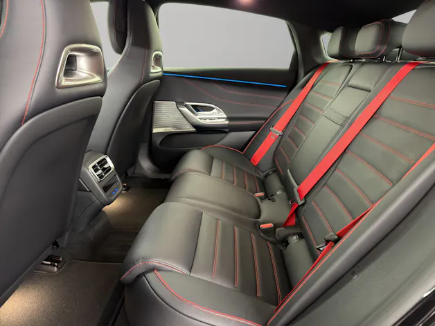 MERCEDES-BENZ C-Klasse C 400 4matic