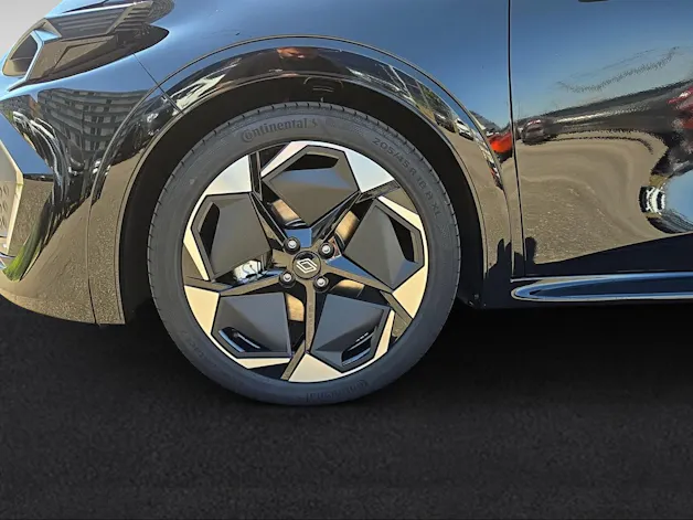 RENAULT Clio 1.8 E-Tech techno