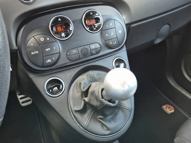 FIAT 595 Abarth 1.4 T-Jet 165