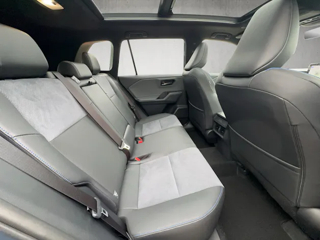 Suzuki Across 2.5 PHEV Compact Top 4x4