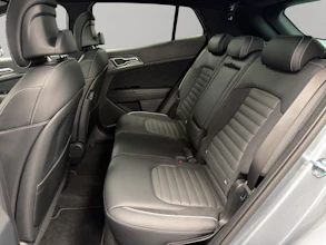 https://vehicle.imgix.net/4459464/090d1976-09d1-4d97-8ff2-46a5d6c6a6f8.jpg