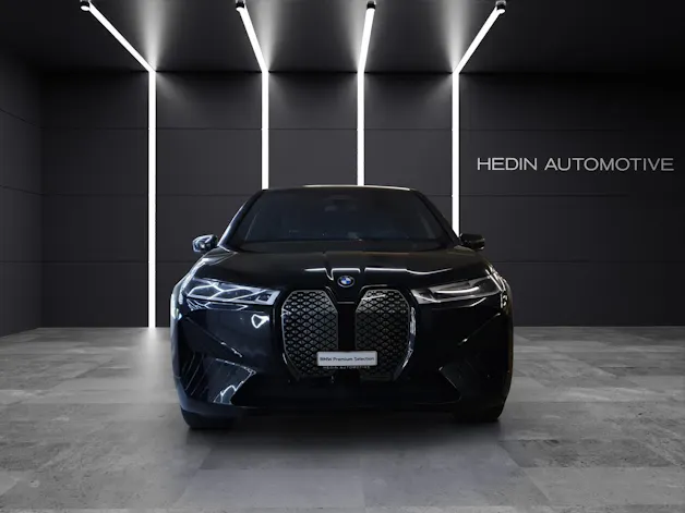 BMW iX xDrive50