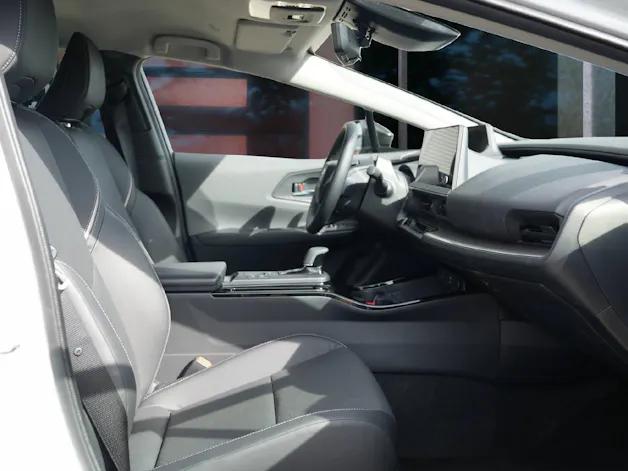 Toyota Prius 2.0 Plug-In-Hybrid Style