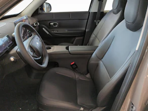 https://vehicle.imgix.net/4459500/105b2acc-1180-408d-ab02-11a06a96f287.jpg