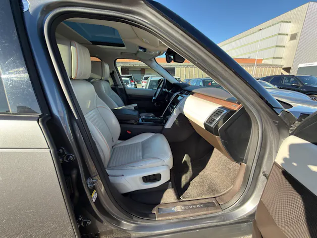 Land Rover Discovery 3.0 TDV6 HSE