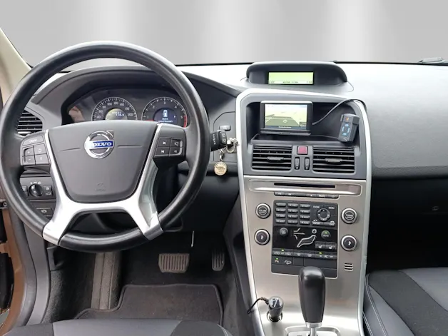 VOLVO XC60 2.4 D5 Summum AWD