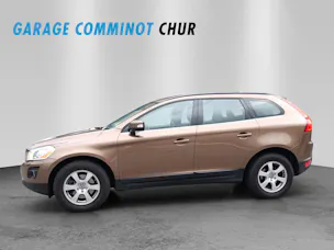 VOLVO XC60 2.4 D5 Summum AWD