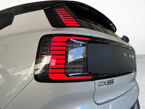 Fahrzeugbild VOLVO EX30 CC P8 Ultra AWD