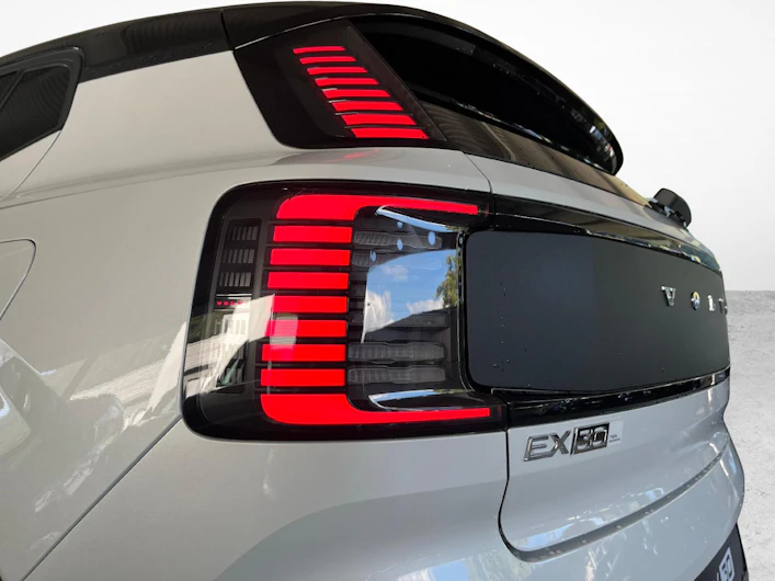 immagine del veicolo VOLVO EX 30