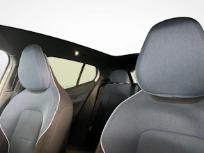 https://vehicle.imgix.net/4459614/ea392fdd-4081-4887-953b-0815822e1b69.jpg