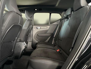 https://vehicle.imgix.net/4459619/0a0deda3-df01-4b6e-b57d-947258f50dc0.jpg
