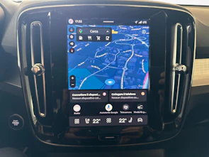 immagine del veicolo VOLVO XC40 2.0 B3 MH Plus Dark