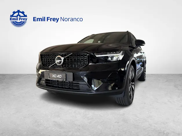 VOLVO XC40 2.0 B3 MH Plus Dark