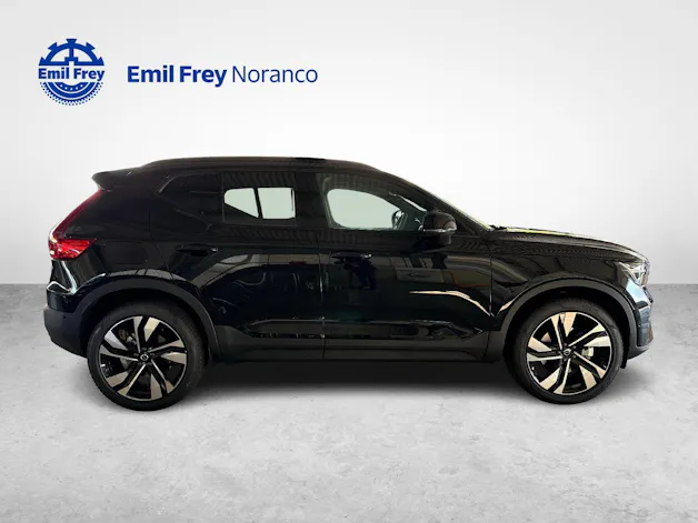VOLVO XC40 2.0 B3 MH Plus Dark