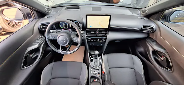 Toyota Yaris Cross 1.5 VVT-i HSD Premium AWD-i